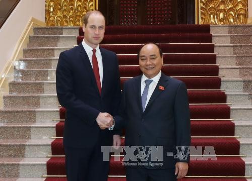 Premierminister Nguyen Xuan Phuc empfängt Herzog von Cambridge, Prinz William Arthur Philip Louis  - ảnh 1